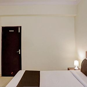 Hotel O Shiridi Residency Near Birla Mandir